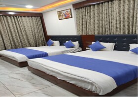 Hotel R R One