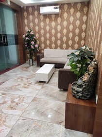 Hotel R R One