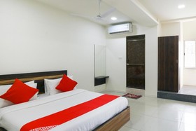 Hotel Shiv Kunj by OYO Rooms