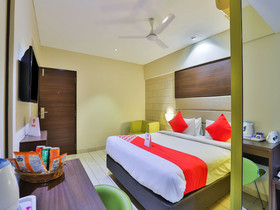 Click Hotel Vadodara