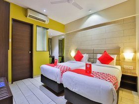 Click Hotel Vadodara
