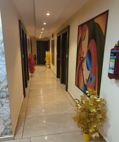 Hotel V R Villa