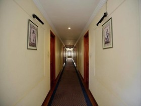 OYO Rooms Dairy Den Circle