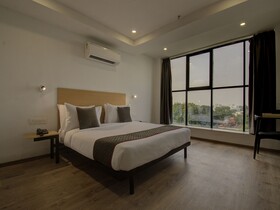 OYO Townhouse 170 Shagun Hotel
