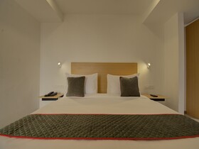 OYO Townhouse 170 Shagun Hotel