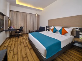Pride Biznotel Manjusar