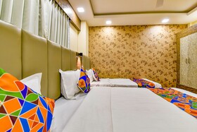 Raj Palace I by FabHotel