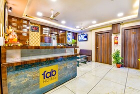 Raj Palace I by FabHotel
