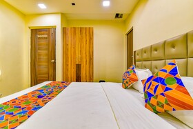Raj Palace I by FabHotel