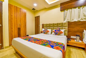 Raj Palace I by FabHotel
