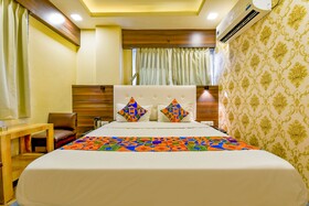 Raj Palace I by FabHotel
