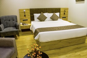 Keys Lite by Lemon Tree Hotels
