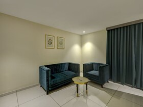 Sunday Hotel