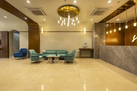 Sunday Hotel