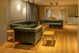 Sunday Hotel