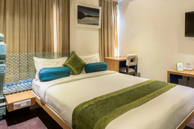 The Sky Imperial Hotel Yahvi