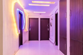 Yahvi Hotel by Treebo