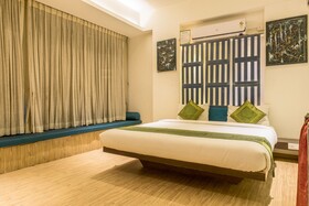 Yahvi Hotel by Treebo