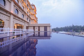 Regenta Central, City Vilas Palace, Ambala