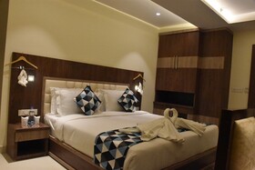 Hotel Beatific Epsilon