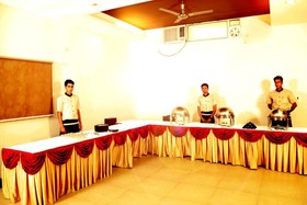 Hotel Kanishk