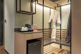 Ramada Encore By Wyndham Bhiwadi Phool Bagh Chowk