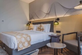 Ramada Encore By Wyndham Bhiwadi Phool Bagh Chowk