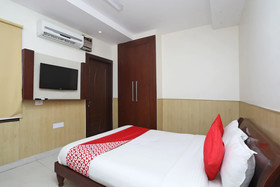 Hotel Razia Inn By OYO Rooms