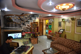 Mid City Hotel by OYO Rooms