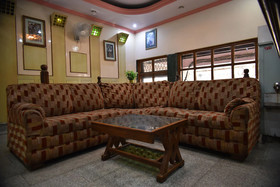 Mid City Hotel by OYO Rooms