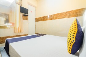 Yash Hotel by OYO Rooms