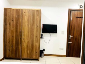 Hotel Noor Inn By Grb