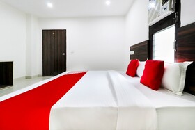 H5 by OYO Rooms