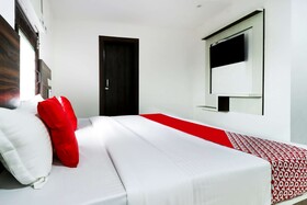 H5 by OYO Rooms