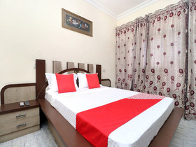 Aditya & Kings By OYO Rooms