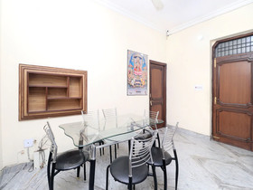 Aditya & Kings By OYO Rooms