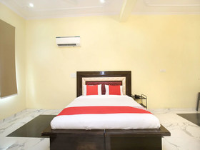 Hotel Sun View by OYO Rooms