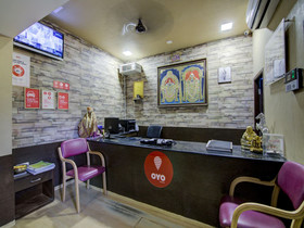 The Cove by OYO Rooms