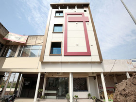 The Sitara Hotel By OYO Rooms