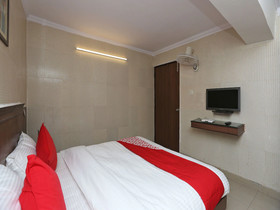 Hotel Dhruv By OYO Rooms