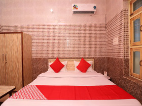Jyoti Hotel By OYO Rooms
