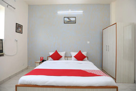 Shree Ram Palace By OYO Rooms