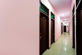 Dev Friends by OYO Rooms