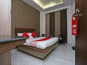OYO 15382 Hotel Shant Mai