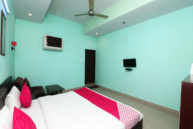 The Rohtak Hyatt by OYO Rooms