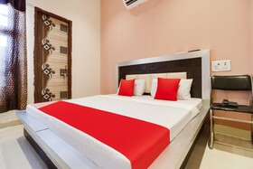 Dhingra Guest House by OYO Rooms
