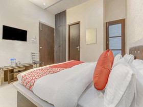 Hotel Cg Inn By OYO Rooms