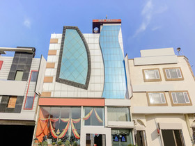 Hotel Deep by OYO Rooms
