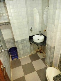 Hotel White House Residency By GRB