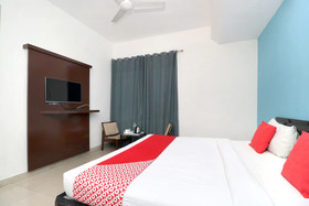 Apex Hotel